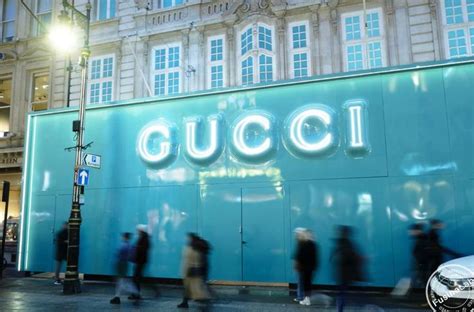 lavora nello store gucci|gucci job offers.